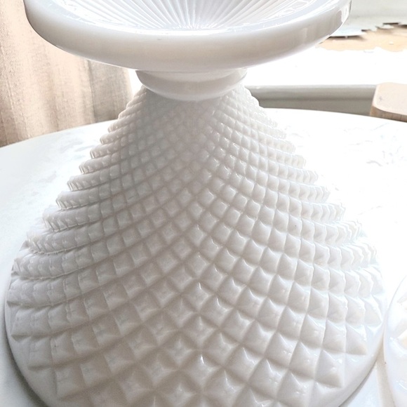 Vintage White Textured Glass Jar - Picture 3 of 5